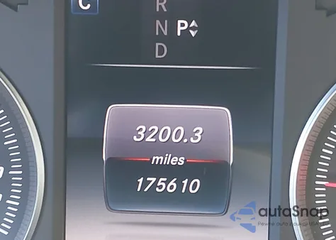 2016 Mercedes-Benz Glc 300 z USA, uszkodzony, nr VIN WDC0G4JBXGF067970